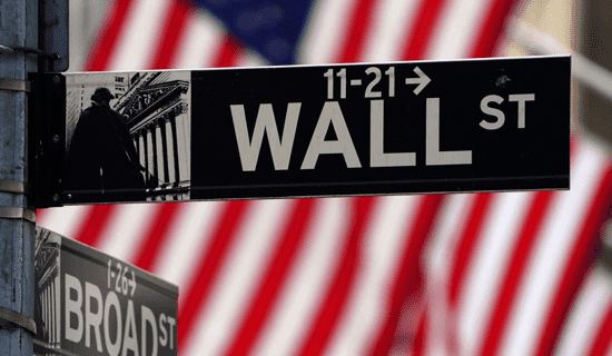 Markets trade mixed after Wall Street sets more records