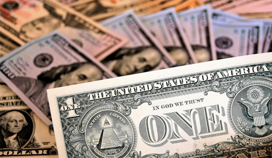 Today, the US dollar index is trying to rise ahead of the publication of FOMC Minutes